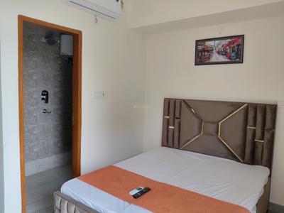 1 RK Independent Builder Floor