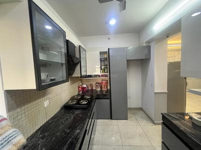 Kitchen Image of 2600 Sq.ft 4 BHK Apartment / Flat for rent in Experion Capital, Gomti Nagar Lucknow for Rs. 110000
