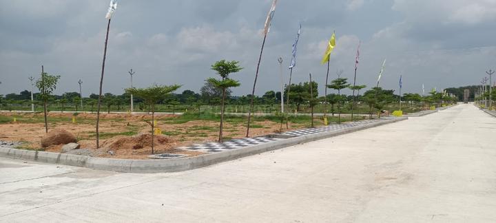 Aduri Aabharana Main Image 1