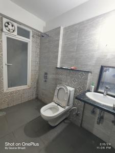 Bathroom Image of 1800 Sq.ft 3 BHK Apartment / Flat for rent in Hero Homes, Sector 88 Mohali for Rs. 43000