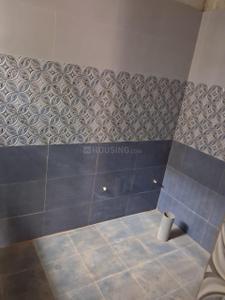 Bathroom Image of 1400 Sq.ft 2 BHK Independent House for rent in Manas City Extension, Indira Nagar Lucknow for Rs. 14000