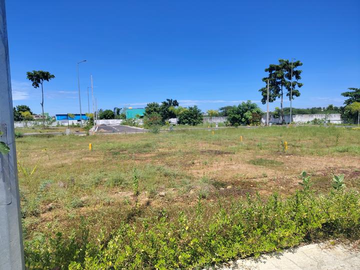 Ruby Signature City Main Image 1