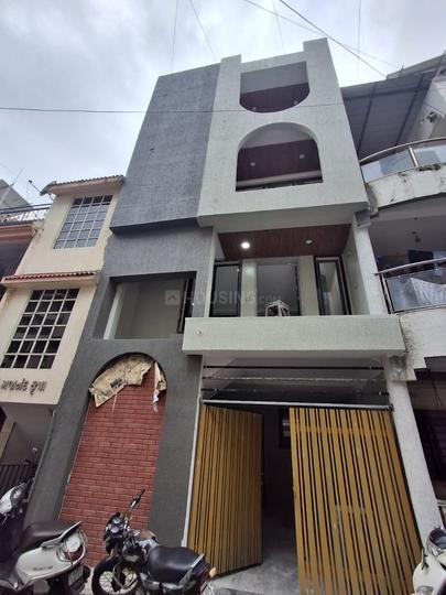 Shanti raw hous Main Image 1