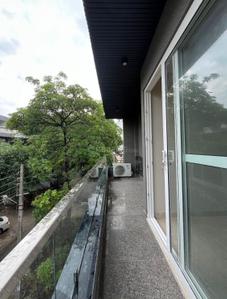 Balcony Image of 2500 Sq.ft 4 BHK Builder Floor for sale in Vasant Kunj New Delhi for Rs. 21100000