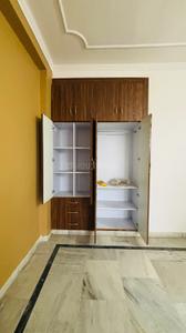 Bedroom Image of 1000 Sq.ft 2 BHK Apartment / Flat for rent in Chinhat Lucknow for Rs. 13000