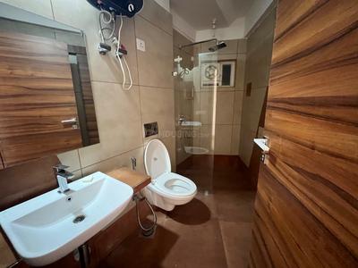 Image of 2400 Sq.ft 4 BHK Apartment / Flat for rent in Paras Emperor, Hoshangabad Road, Bhopal for Rs. 60000