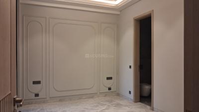 Bedroom Image of 2700 Sq.ft 4 BHK Builder Floor for sale in Safdarjung Enclave New Delhi for Rs. 99999999