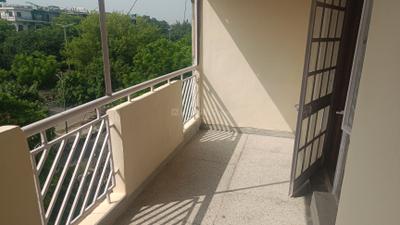 Balcony Image of 1500 Sq.ft 3 BHK Apartment / Flat for rent in Metroview Apartment, Sector 13 Dwarka New Delhi for Rs. 37000
