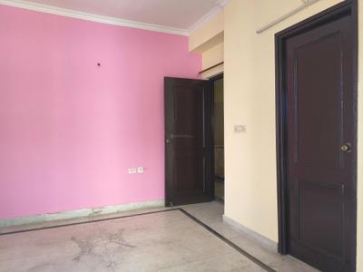 Bedroom Image of 2000 Sq.ft 3 BHK Apartment / Flat for rent in Mahagun Mansion Phase 1 and 2, Indirapuram Ghaziabad for Rs. 38500
