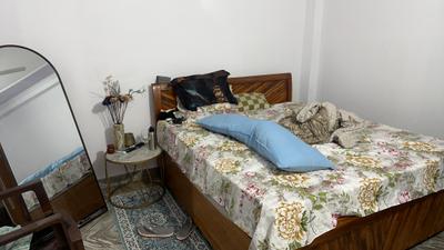 Bedroom Image of 1200 Sq.ft 2 BHK Apartment / Flat for rent in Chhattarpur New Delhi for Rs. 16000