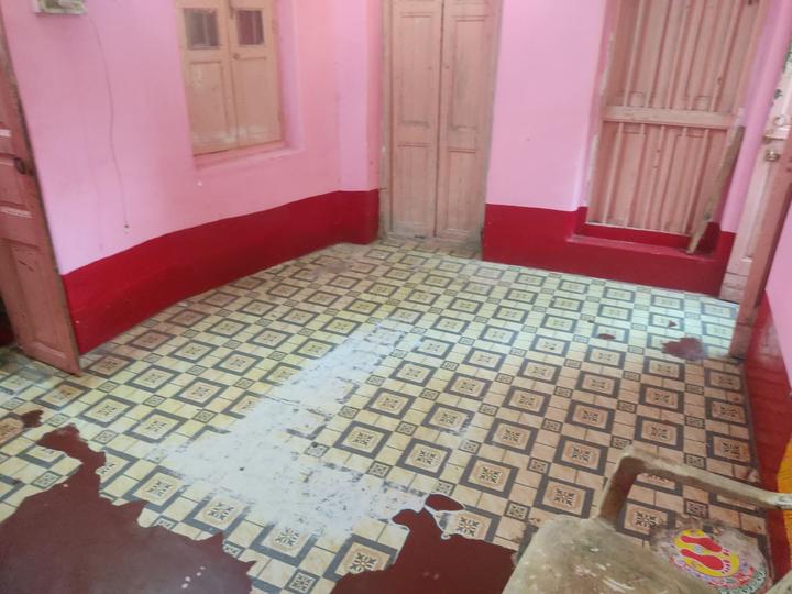 Patuapara, Bhowanipore Bedroom 1