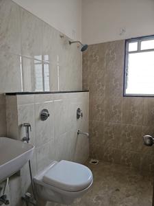 Common Bathroom Image of 650 Sq.ft 1.5 BHK Apartment / Flat for rent in VTP Purvanchal, Kesnand Pune for Rs. 16000