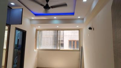 3 BHK Semi Furnished Flat