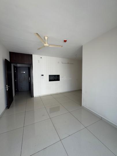 VJ Yashwin Enchante Main Image 1