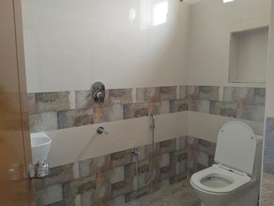 Image of 1540 Sq.ft 3 BHK Apartment / Flat for sale in Miyapur, Hyderabad for Rs. 9000000