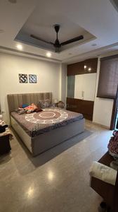 Bedroom Image of 1800 Sq.ft 3 BHK Builder Floor for sale in Paschim Vihar New Delhi for Rs. 39000000