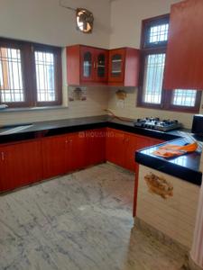 Kitchen Image of 1500 Sq.ft 2 BHK Builder Floor for rent in Gomti Nagar Lucknow for Rs. 34000