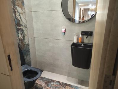 Image of 2400 Sq.ft 4 BHK Apartment / Flat for rent in Rajhans Grandezza, Bharthana, Surat for Rs. 150000