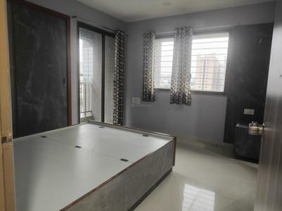 Bedroom Image of 1250 Sq.ft 2 BHK Apartment / Flat for rent in Creative Anand Avenue, Jahangirabad Surat for Rs. 22000