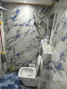 Bathroom Image of 410 Sq.ft 1 BHK Apartment / Flat for sale in Sree Krishna Apartment, Maniktala Kolkata for Rs. 1700000
