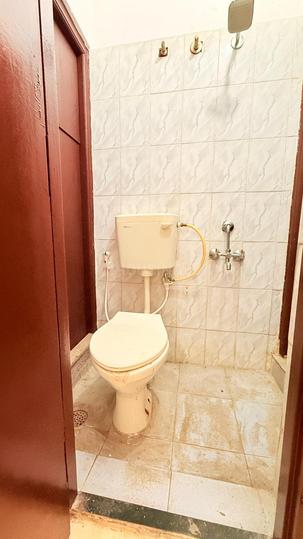 BALAJI PROPERTIES INDIRANAGAR Bathroom 1