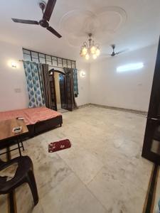 1 RK Independent Builder Floor