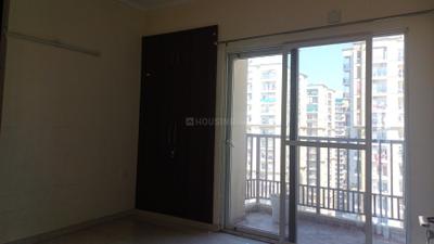 Bedroom Image of 1660 Sq.ft 3 BHK Apartment / Flat for rent in Dasnac Burj, Sector 75 Noida for Rs. 45000