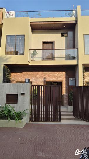 Junwani, Smriti Nagar Main Image 1