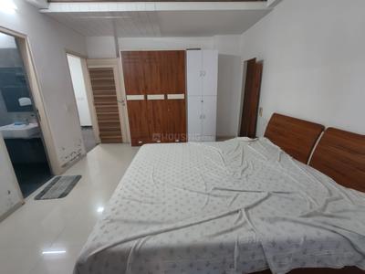 Bedroom Image of 3105 Sq.ft 4 BHK Apartment / Flat for sale in Ratnaakar Caledonia, Jodhpur Ahmedabad for Rs. 32500000