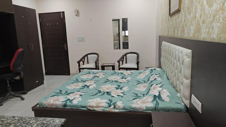 Dlf hase 3 Bedroom 1