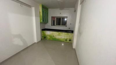 Kitchen Image of 800 Sq.ft 1 BHK Apartment / Flat for rent in Anandvalli Nashik for Rs. 18000