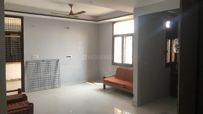 Living Room Image of 1175 Sq.ft 2 BHK Apartment / Flat for rent in Sector 62A Noida for Rs. 20000