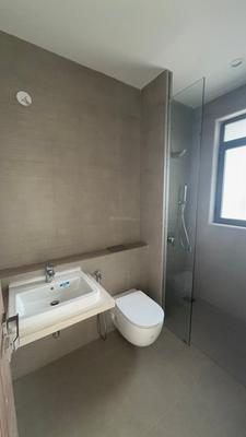 Image of 1600 Sq.ft 4 BHK Apartment / Flat for sale in Santacruz West, Mumbai for Rs. 120000000