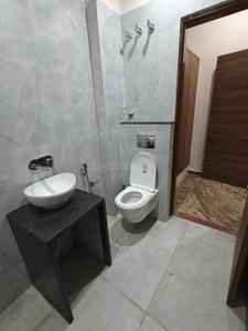 Bathroom Image of 2000 Sq.ft 3 BHK Builder Floor for rent in Vidhyadhar Nagar Jaipur for Rs. 28000