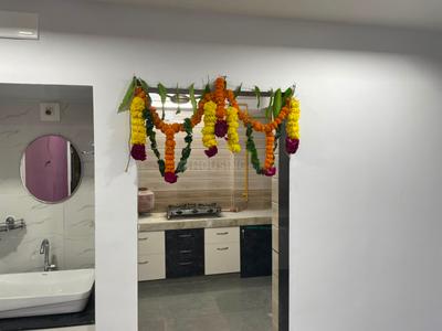 Image of 1370 Sq.ft 3 BHK Apartment / Flat for sale in Vastrapur, Ahmedabad for Rs. 10000000