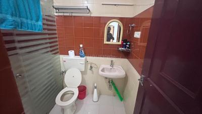 Bathroom Image of 2300 Sq.ft 3 BHK Villa for sale in Eroor Kochi for Rs. 16000000