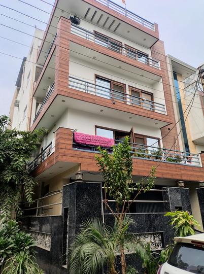 Building Image of Aryan in Sector 71, Noida