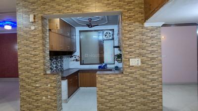 Kitchen Image of 2000 Sq.ft 3.5 BHK Apartment / Flat for rent in Purvanchal Sanchar Vihar, Sector 62 Noida for Rs. 40000