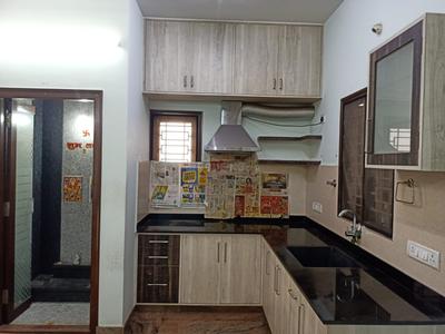 Kitchen Image of 700 Sq.ft 2 BHK Builder Floor for rent in Halasuru Bengaluru for Rs. 32000