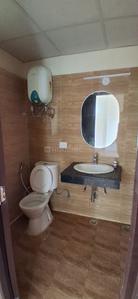 Image of 1350 Sq.ft 3 BHK Apartment / Flat for sale in Amrapali Crystal Homes Phase 1, Sector 76, Noida for Rs. 19000000