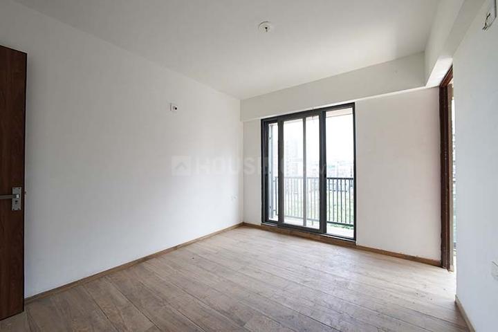 Pramukh Pearl Main Image 1