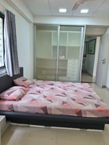 Bedroom Image of 1500 Sq.ft 3 BHK Apartment / Flat for sale in Vraj Enclave, Prahlad Nagar Ahmedabad for Rs. 15000000