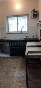 Kitchen Image of 720 Sq.ft 2 BHK Apartment / Flat for rent in Suprabhat ApartmentsHousingLtd, Dadar West Mumbai for Rs. 58000