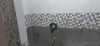 Bathroom Image of 950 Sq.ft 2 BHK Apartment / Flat for sale in Aakruti Sun Orchid, Chhani Vadodara for Rs. 2700000