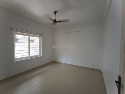 Bedroom Image of 1450 Sq.ft 3 BHK Apartment / Flat for rent in Maradu Kochi for Rs. 25000