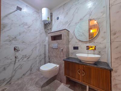 Bathroom Image of 1500 Sq.ft 3 BHK Apartment / Flat for sale in Sahastradhara Road Dehradun for Rs. 10000000