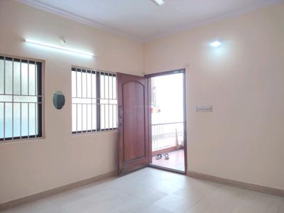 Living Room Image of 850 Sq.ft 2 BHK Apartment / Flat for rent in Ejipura Bengaluru for Rs. 28000