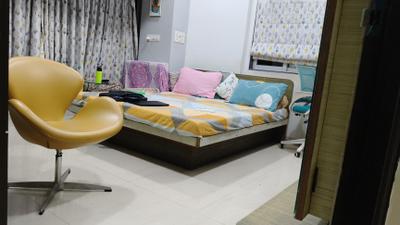 Bedroom Image of 850 Sq.ft 2 BHK Apartment / Flat for sale in Goregaon East Mumbai for Rs. 21000000