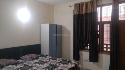 Bathroom Image of 850 Sq.ft 2 BHK Builder Floor for rent in Sector 15 Gurgaon for Rs. 27000