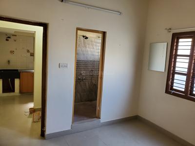 Bedroom Image of 900 Sq.ft 2 BHK Builder Floor for rent in Electronic City Bengaluru for Rs. 20000